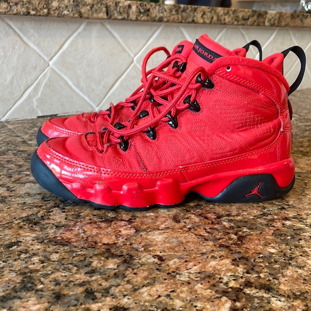 Like new! Only worn a few times. Jordan youth size 4.5